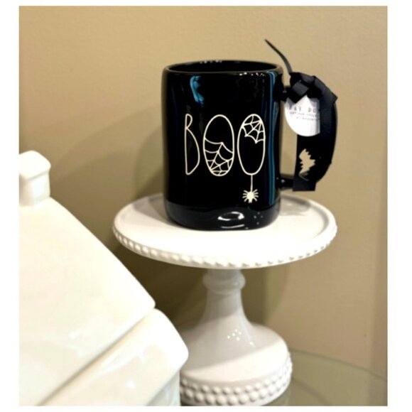 NEW Rae Dunn BOO! Black Halloween Mug With Spider & Spiderwebs 🕷️ - Picture 2 of 3